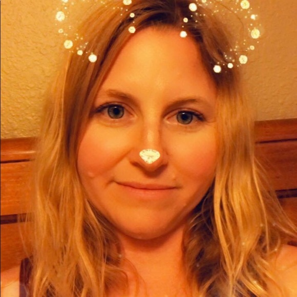 Meet your Posher, Sarah - Picture 3 of 3